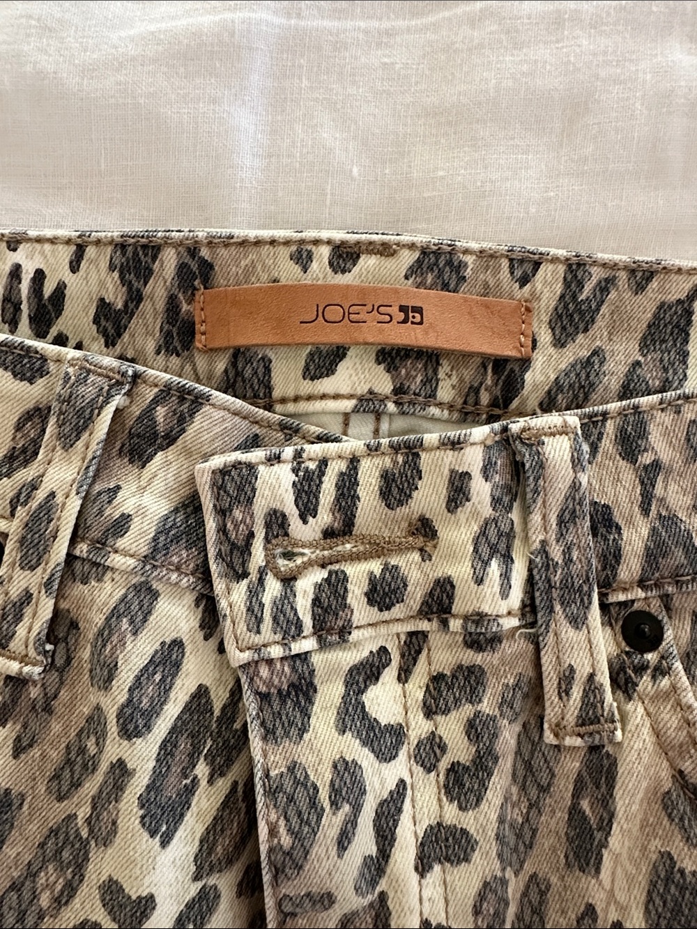 Joe's Jeans Leopard Print  - Beige Black size 28